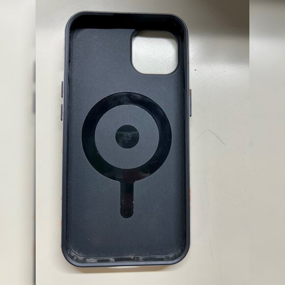 Casely - Cowgirl Canyon - iPhone 13 - Essential + MagSafe - Picture 2 of 2